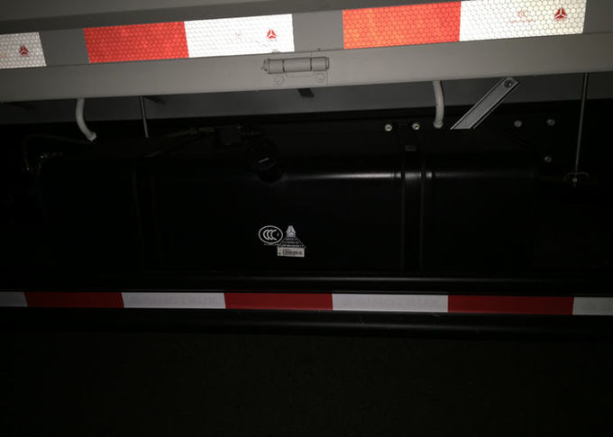 3-5 ton van de de Lichte Vrachtwagenzz1047c3414c1r45 de Witte Lichte Plicht van HOWO Commerciële Vrachtwagens