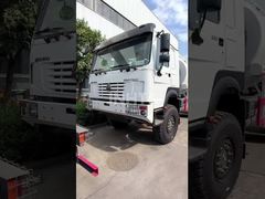Hot Sinotruk Howo Oil Tank Truck 6x6 All Drive LHD Diesel Fuel Oil Tank Truck te koop