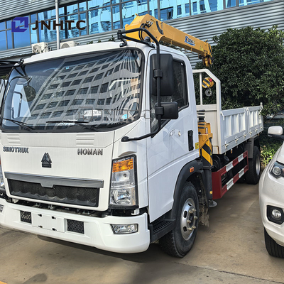 China Top Howo 4x2 lichte vrachtwagen gemonteerde kraan hydraulische 3Ton 4Ton 5Ton telescopische pick-up boom kraan te koop