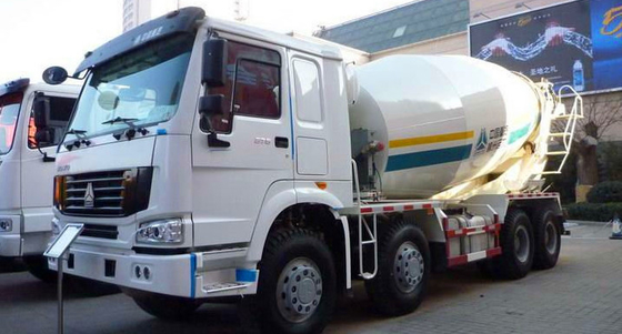 van de de Concrete Mixervrachtwagen van 16cbm 8x4 Sinotruk HOWO ging CCC van de Kleuren 20-60 Ton Rode Witte over