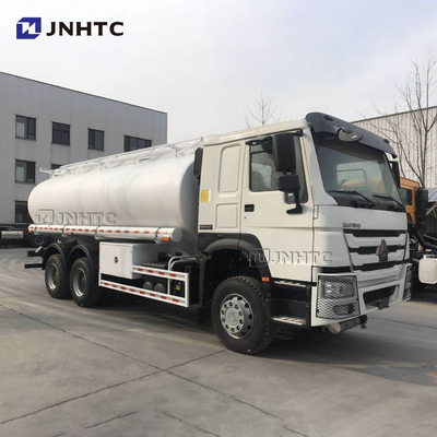 De Vrachtwagen van de de Brandstoftanker van HOWO 6x4 336hp met 20cbm-Tanker