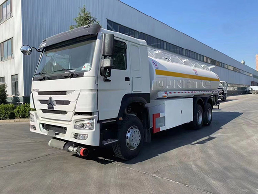 de Tankervrachtwagen 371hp LHD van 6x4 20000L Sinotruk Howo het Drijven
