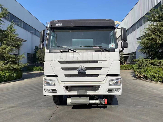 de Tankervrachtwagen 371hp LHD van 6x4 20000L Sinotruk Howo het Drijven