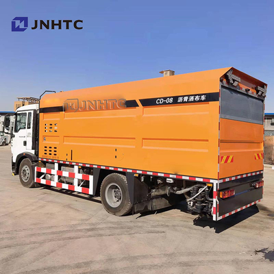 Van de het asfaltspuitbus van HOWO A7 H5 8cbm de Intelligente Gedreven vrachtwagen 4x2