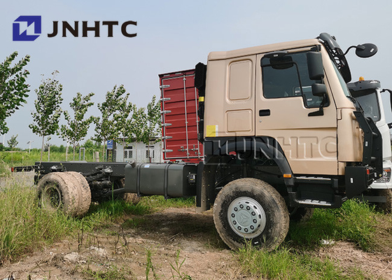 De Vrachtwagendiesel Gepantserde LHD of RHD van de Camionetashowo 4x4 Lading