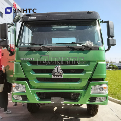 Lichte linksafrijder Howo vrachtwagen 4x2 6 wielen 300 pk
