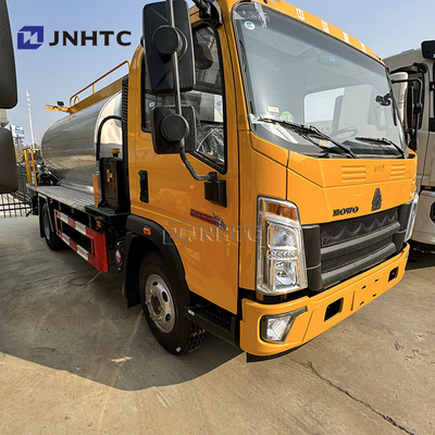 China Hot Sell Howo 4 Cbms Road Intelligente Asfalt Distributeur Trucks Nieuwe Bitumen Sprayer Asfalt Distributie Truck