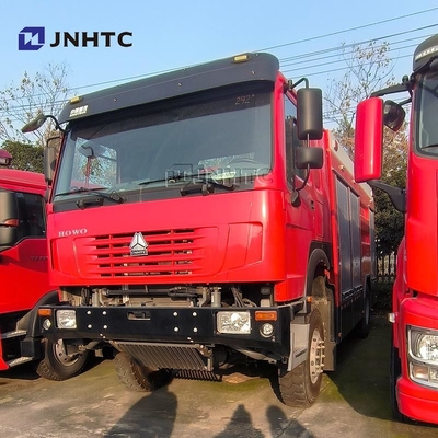 HOWO 4*4 Brandweertruck HOWO 5000L Waterfoom Tanker Brandweertruck Mini Brandweertruck