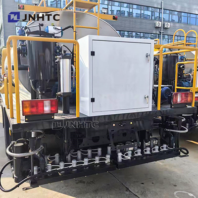 HOWO 4m3 Wegbouwmachines Bitumen Distributeur Sproeier Beste prijs