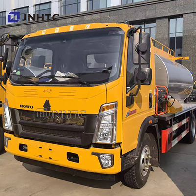 HOWO 4m3 Wegbouwmachines Bitumen Distributeur Sproeier Beste prijs