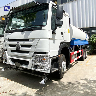 Nieuwe Sinotruk Howo Water Tank Truck 351 - 450 pk 6x4 10 wielen uit China