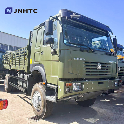 HOWO Zware vrachtwagens / Militaire vrachtwagen 4×4 met vierwielaandrijving