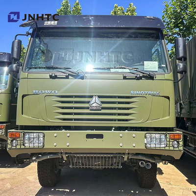 HOWO Zware vrachtwagens / Militaire vrachtwagen 4×4 met vierwielaandrijving