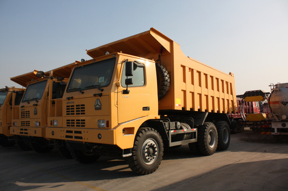 De Kipper van 70 van de de Mijnbouwstortplaats van T Sinotruk de Vrachtwagen6x4 30M3 10 Banden voor het Mijnwerk
