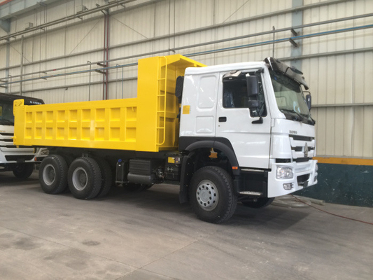 op zwaar werk berekende de Stortplaatsvrachtwagen 6x4 van 15M3 30T Sinotruk Howo7 met Cabine 10 van 336hp Hw76 Wielen