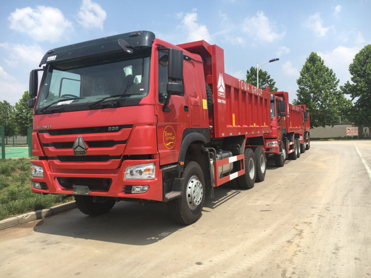 De Stortplaatsvrachtwagen 18 CBM van SINOTRUK HOWO 6x4 met de Vooras van HF9 en de Achteras van HC16