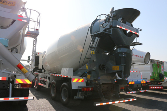 12 Vrachtwagen Één van de wielen8×4 Concrete Mixer Bed Weerbestendig voor Bouw