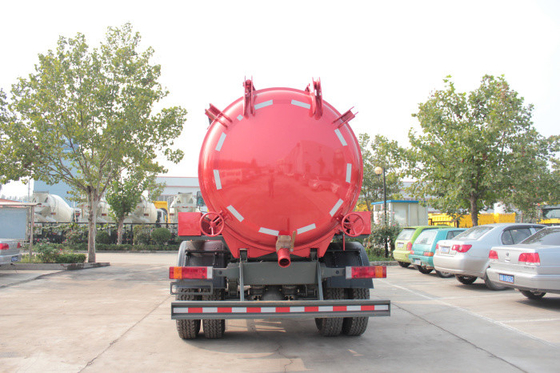 van de de Rioleringszuiging van 4x2 Sinotruk Howo7 de Capaciteit van de de Vrachtwagen10m3 Tank in Rode Kleur