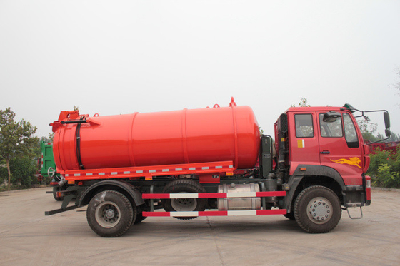 van de de Rioleringszuiging van 4x2 Sinotruk Howo7 de Capaciteit van de de Vrachtwagen10m3 Tank in Rode Kleur