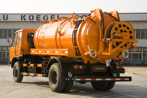 266 PK-Vrachtwagens 6 van de de Verwijderingsvrachtwagen van het Wielenafval Oranje de Tanklichaam 330m ³ van de Rioleringszuiging