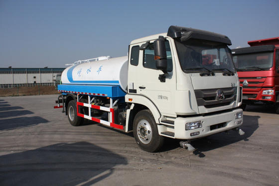 6 Tankwagen 10 van het wielenwater Cbm Capaciteits Euro II Motor voor het Schoonmaken