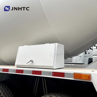 HOWO Beton- en cementmengtruck Nieuwe/gebruikte cementmengtruck Beton- en cementmengtruck Pomptruck Goedkoop en fijn
