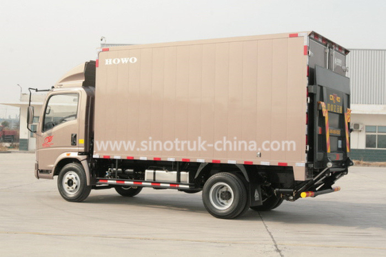 4x2 Euroii Howo 7000kg koelde Doosvrachtwagen met Yunnei-Motor en 6 Driehoeksband