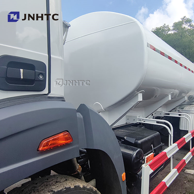 Nieuwe BEIBEN 4x2 15m3 Sprinkler Truck Voor wegstofpreventie