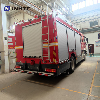 HOWO 18m High Spray Arm 4x2 12000l Grote stroom brandreddingsbrandweerwagen te koop