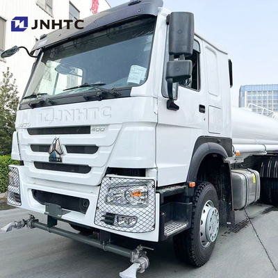 Goedkope prijs Sprinkler Tank Truck HOWO Water Tank Trucks 6X4 400HP Voor het drinken van water Depot verzending