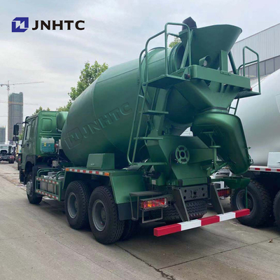 Warm HOWO Betonmengtruck 6x4 10 Wielen Capaciteit Cementmengtruck Gemonteerde Betonmenger Pomptruck