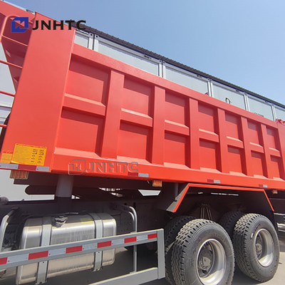 China Famous Brand HOWO Tipper Trucks 6X4 400HP Dump Truck Transport in Afrika Warm verkoop
