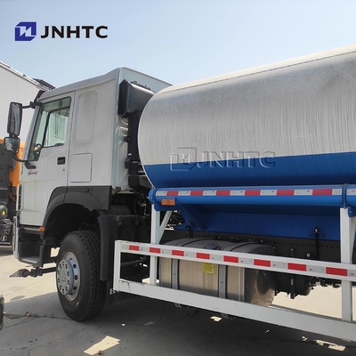 Nieuwe Sinotruk HOWO Water Tank Truck 6X4 400HP 10 banden Sprinkler Tank Beste keuze