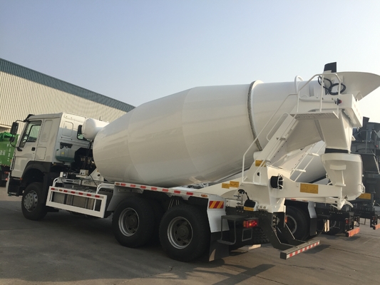 HOWO-vrachtwagen 10 van de cementmixer tank van de wielen de Euro 2 10m3 400L Brandstof