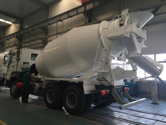 HOWO-vrachtwagen 10 van de cementmixer tank van de wielen de Euro 2 10m3 400L Brandstof
