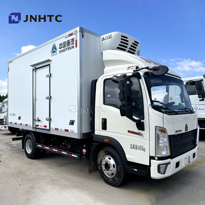 Nieuwe HOWO Koeltruck 3t 4t 5t 4x2 Lichte Voedsel Truck Koeltrucks Factory Latest