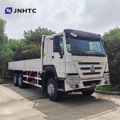 Sinotruk Howo vrachtwagen 6x4 25 ton 340 pk goedkoop en fijn platbed vrachtwagen te koop