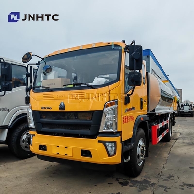 HOWO Asfaltspuitmachine Trucks 4X2 160HP Intelligente bitumenverspreider te koop