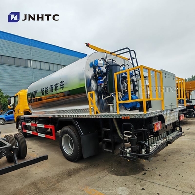 HOWO Asfaltspuitmachine Trucks 4X2 160HP Intelligente bitumenverspreider te koop