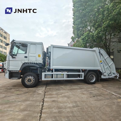 HOWO vuilniswagen Compactor 4x2 Euro 2 Afvalverwijdering Vuilniswagen Achterlader Truck Groen Diesel Model Nieuw