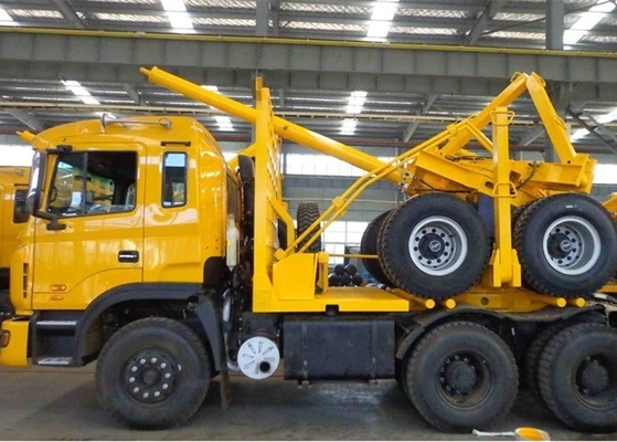 Het rechtse Drijf van de het Logboekdrager van 6*6 400l Merk van de Vrachtwagensinotruk Howo met Om het even welke Kleur