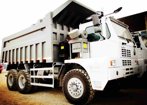 De Vrachtwagen van de de Mijnbouwstortplaats van SINOTRUK HOWO 6*4 371HP 70 Ton Ladings voor Bouwvak