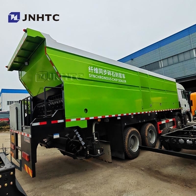 HOWO 8X4 350 pk 12-wiel dumptruck chassis met synchrone grindverzegeltruck