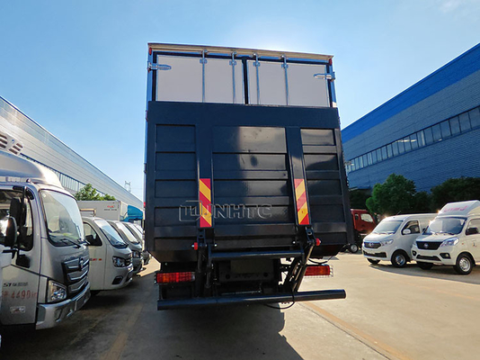 Nieuwe Sinotruk 20 ton koeltruck met hydraulische staartplaat