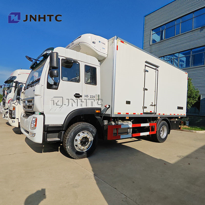 Hot Sale HOWO 6 wielen 4x2 kleine handmatige vriezer Truck koelcontainer Truck