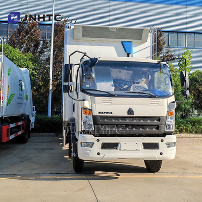 Nieuwe en gebruikte 10 ton rechtsturing HOWO 5 graad 140 pk bevroren vracht koeltruck