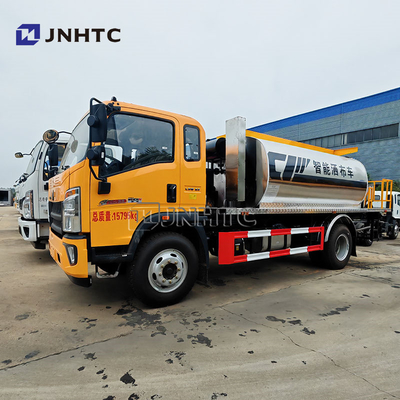 Warmgeemulgeerde HOWO 7000 liter Asfaltverdeler Truck Spreader Bitumen Spraying Truck