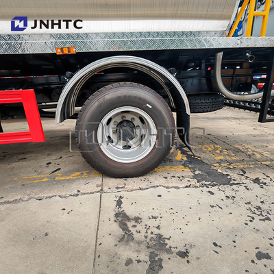 Warmgeemulgeerde HOWO 7000 liter Asfaltverdeler Truck Spreader Bitumen Spraying Truck
