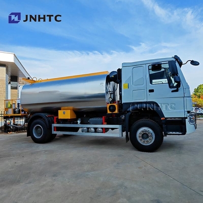 HOWO 4X2 340 pk Intelligente bitumenverspreider Asfalt sproeiapparatuur Trucks