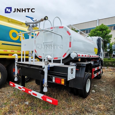 Nieuwe HOWO Lichte watertruck 4x2 5000 liter 5 ton watertransport tanktruck prijs